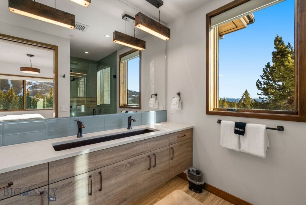 10 Middle Rider Road, Big Sky MT 59716