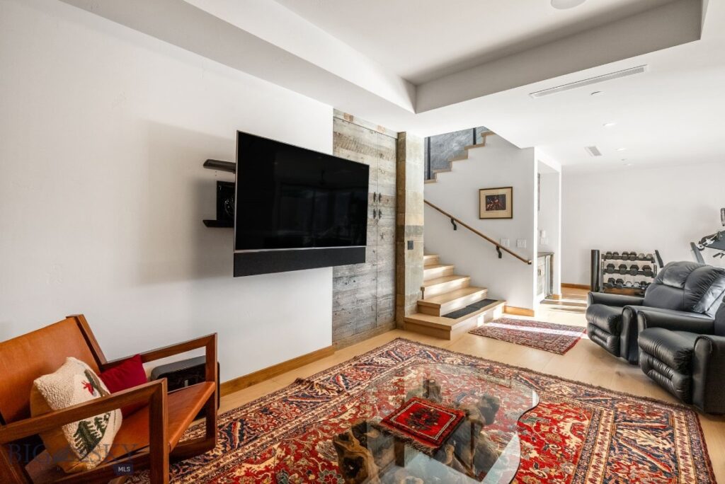 10 Middle Rider Road, Big Sky MT 59716