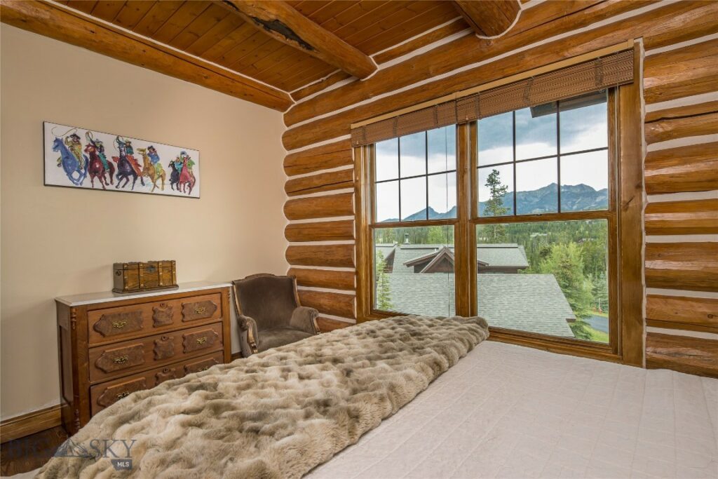 10 Rose Bud Loop, Big Sky MT 59716