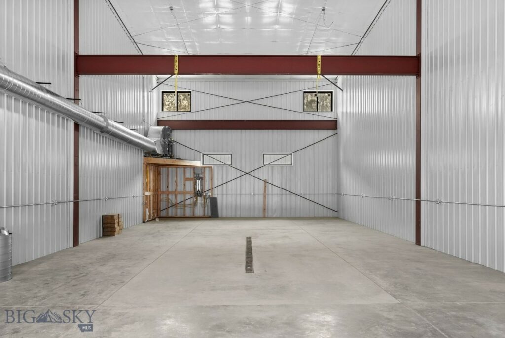 100 Blacksmith Loop, Big Sky MT 59730