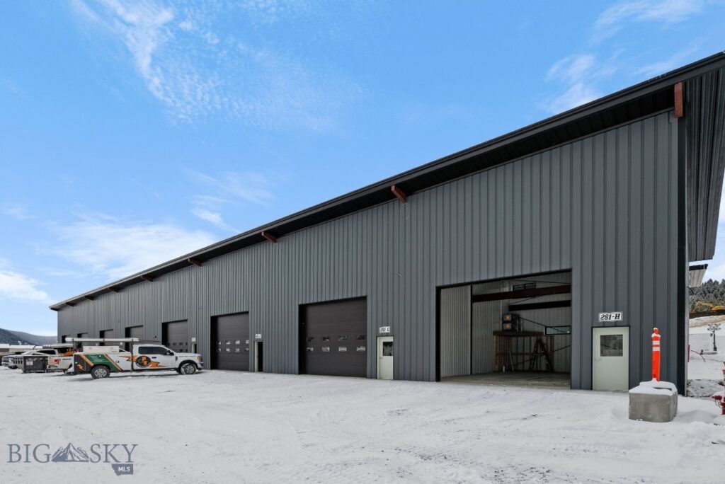 100 Blacksmith Loop, Big Sky MT 59730