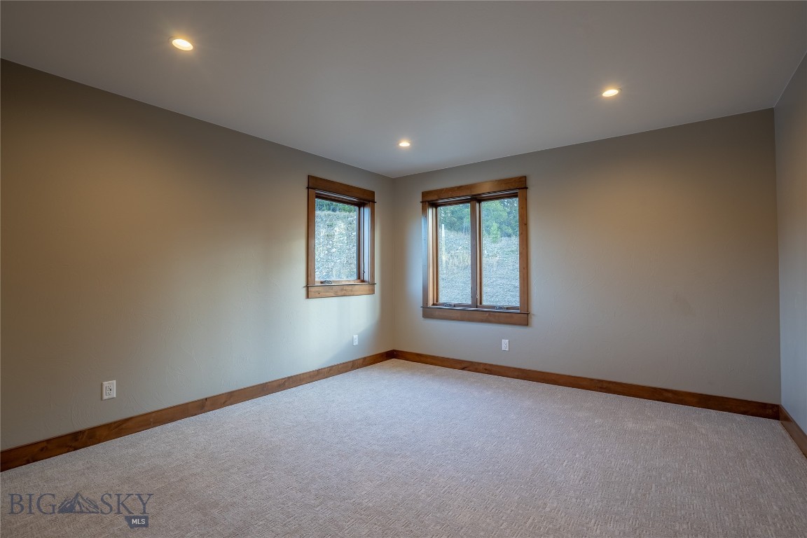 27 HEAVY RUNNER Road, Big Sky MT 59716