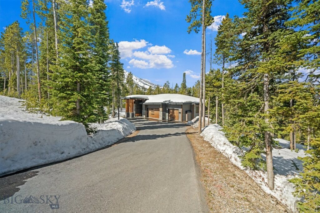11 Speaking Eagle, Big Sky MT 59716