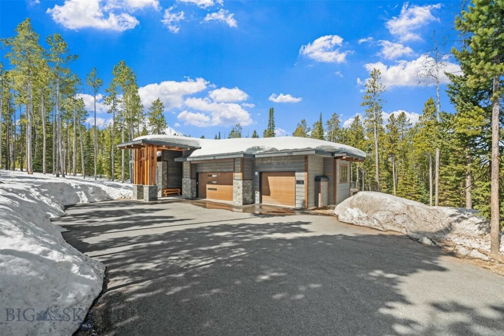 11 Speaking Eagle, Big Sky MT 59716