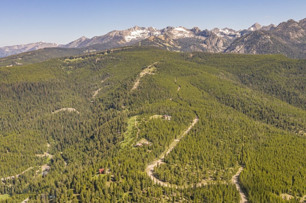 121 Old Toby Road, Big Sky MT 59716