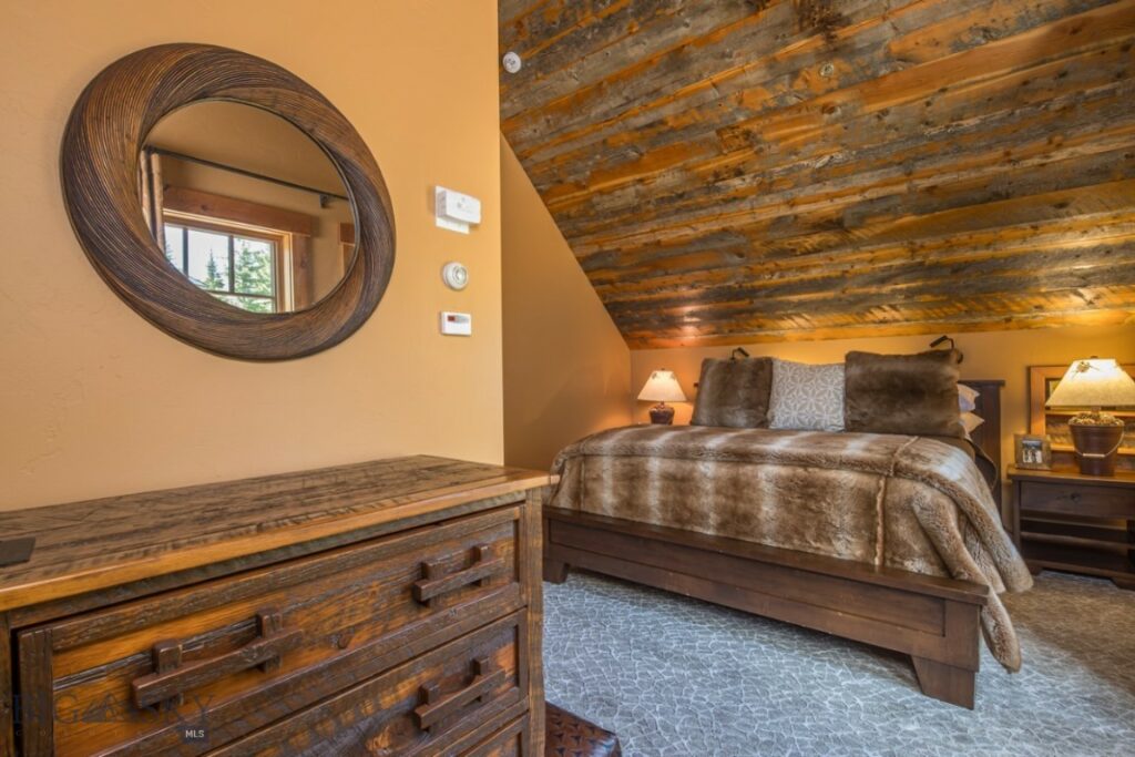 121 Old Toby Road, Big Sky MT 59716