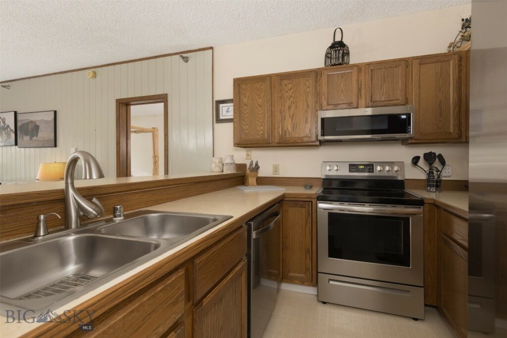 13 Heavy Runner, Unit 1703, Big Sky MT 59716