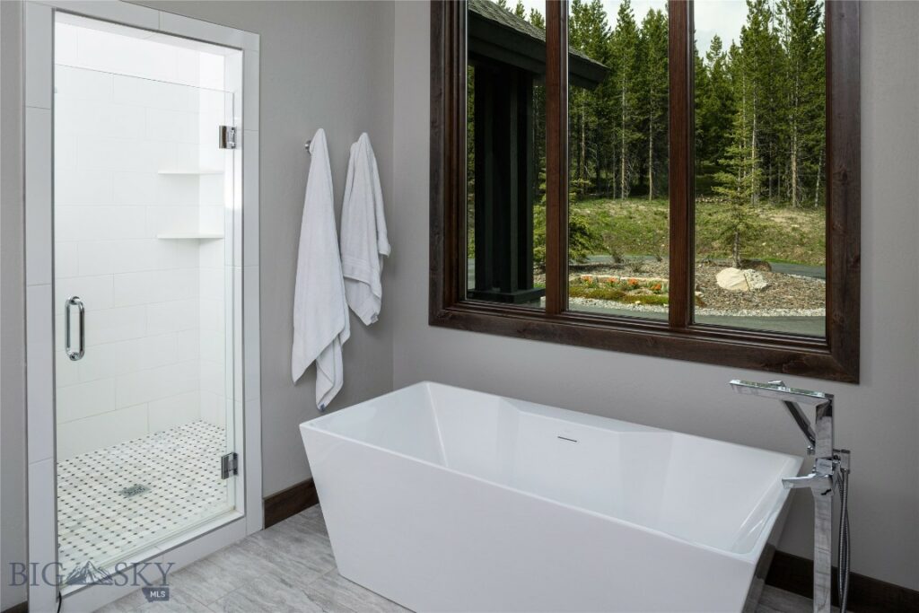 13 Little Plume, Big Sky MT 59716