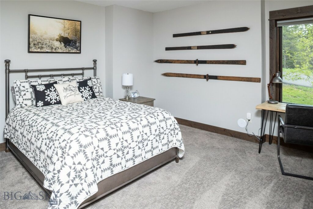 13 Little Plume, Big Sky MT 59716