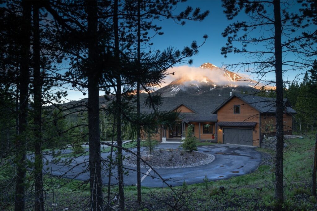 13 Little Plume, Big Sky MT 59716