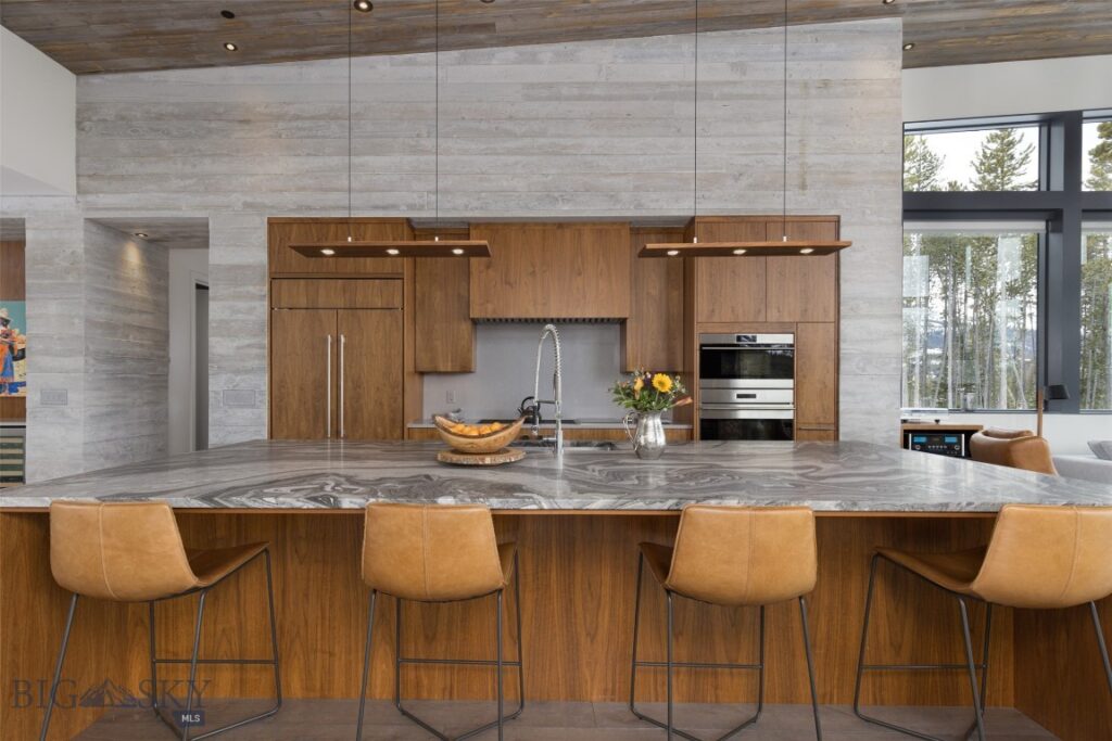 13 Black Moon Road, Big Sky MT 59716