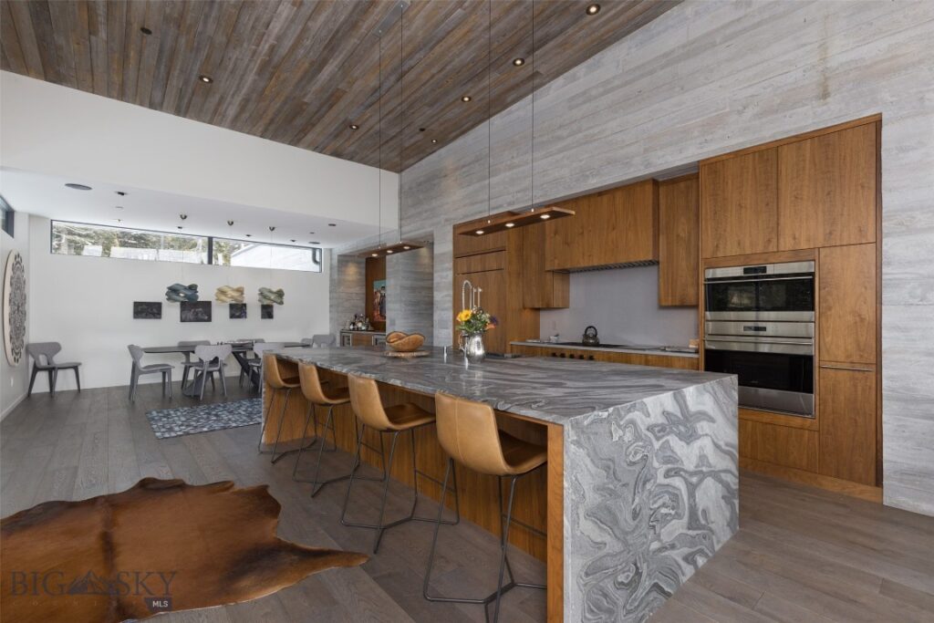 13 Black Moon Road, Big Sky MT 59716