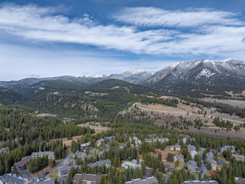 134 Rose Hip Circle, Big Sky MT 59716