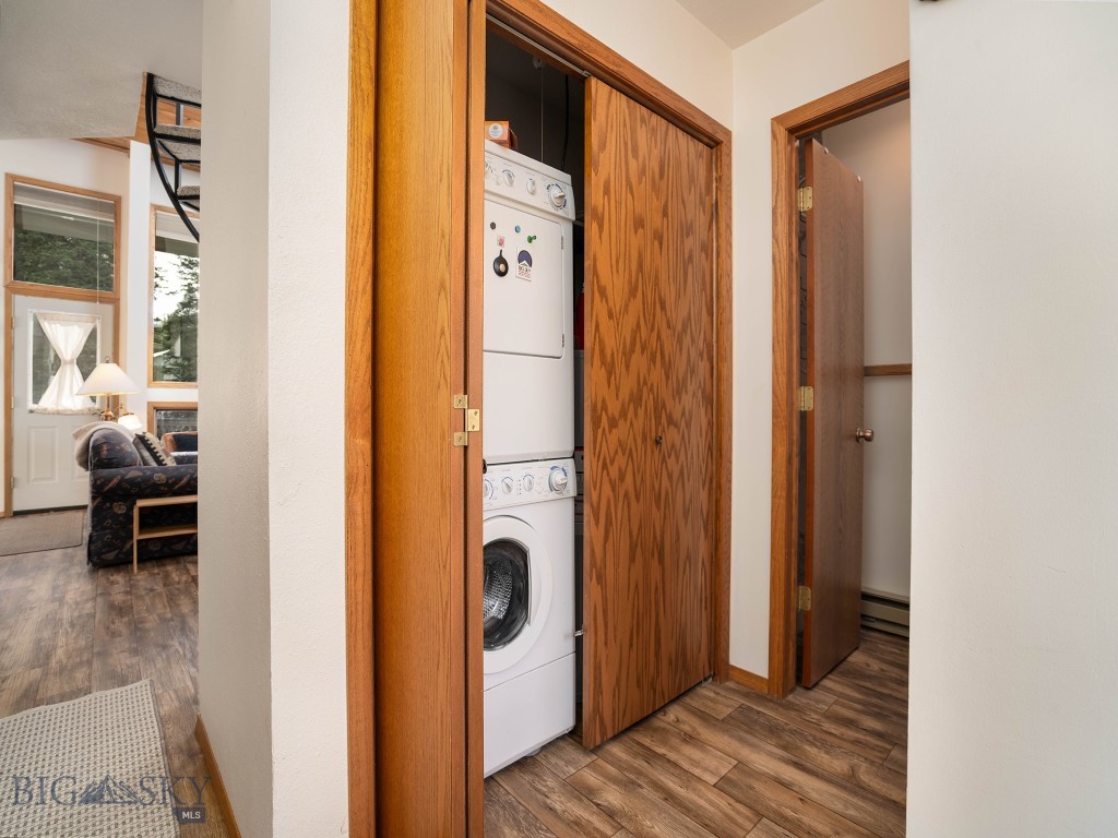 134 Rose Hip Circle, Big Sky MT 59716