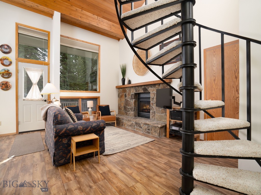 134 Rose Hip Circle, Big Sky MT 59716