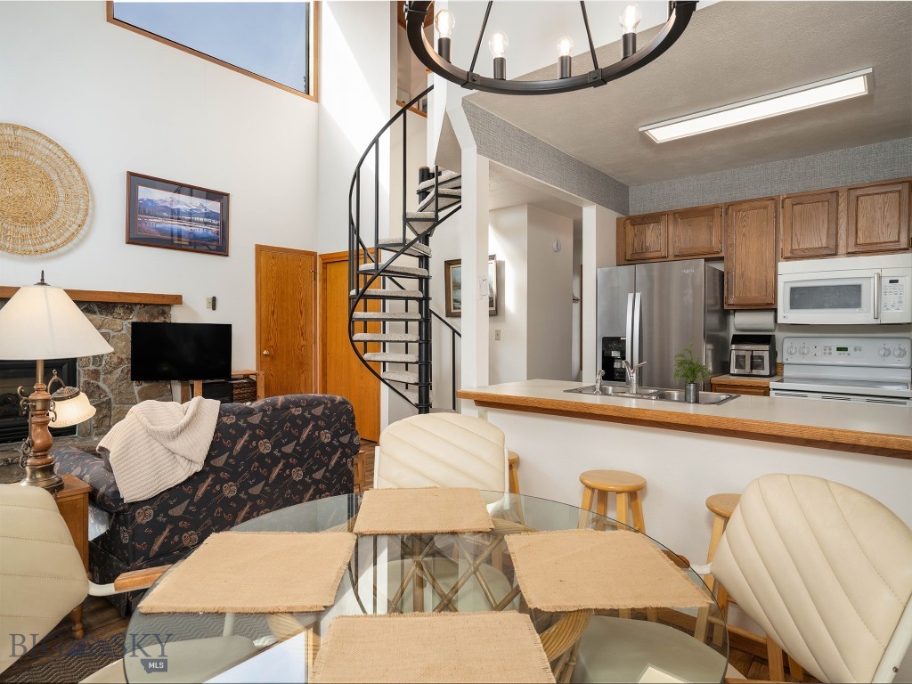 134 Rose Hip Circle, Big Sky MT 59716