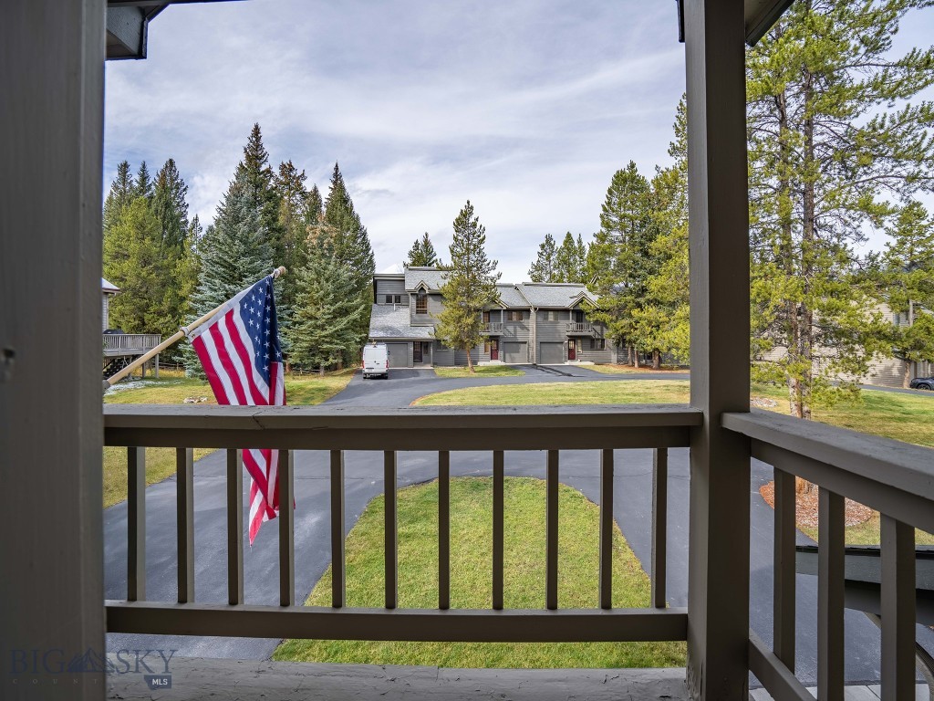 134 Rose Hip Circle, Big Sky MT 59716
