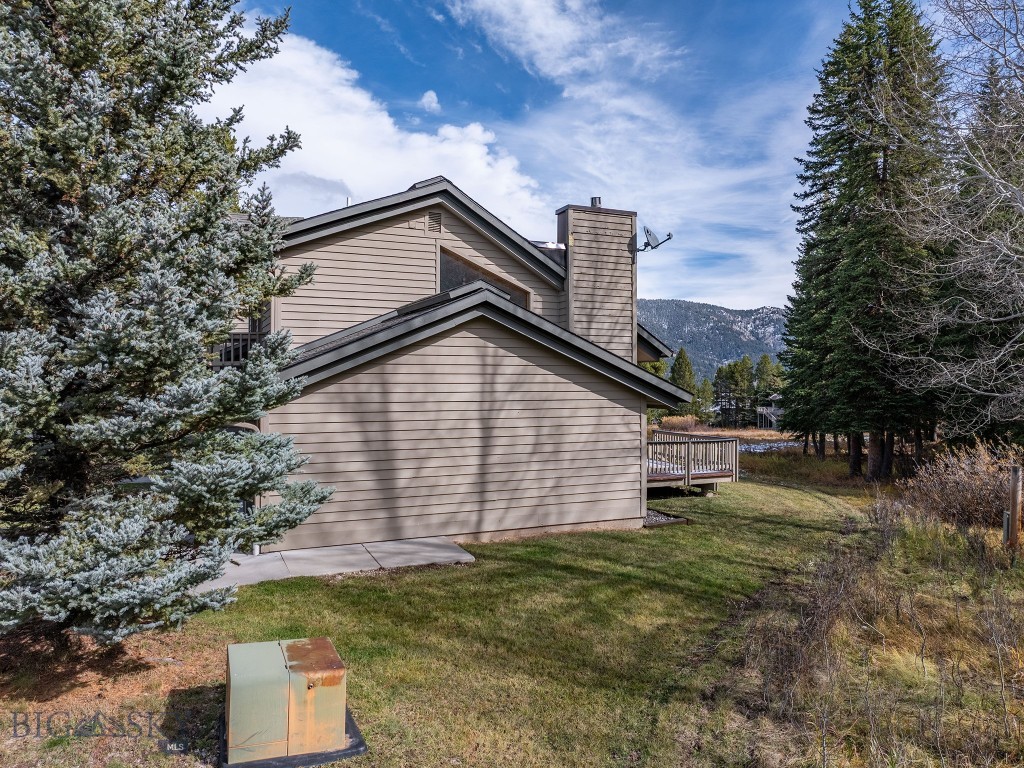134 Rose Hip Circle, Big Sky MT 59716