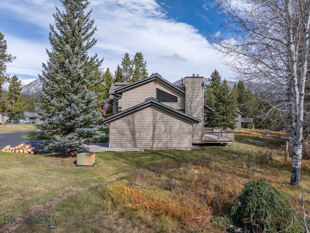 134 Rose Hip Circle, Big Sky MT 59716