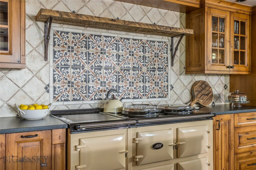 141 Ulerys Lake Road, Big Sky MT 59716