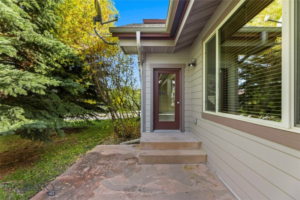 15 Salmon Fly Drive, Big Sky MT 59716