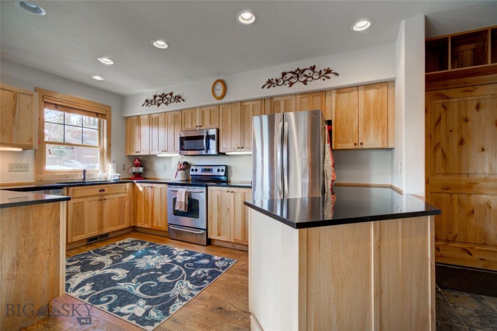 15 Rose Bud Loop, Big Sky MT 59716