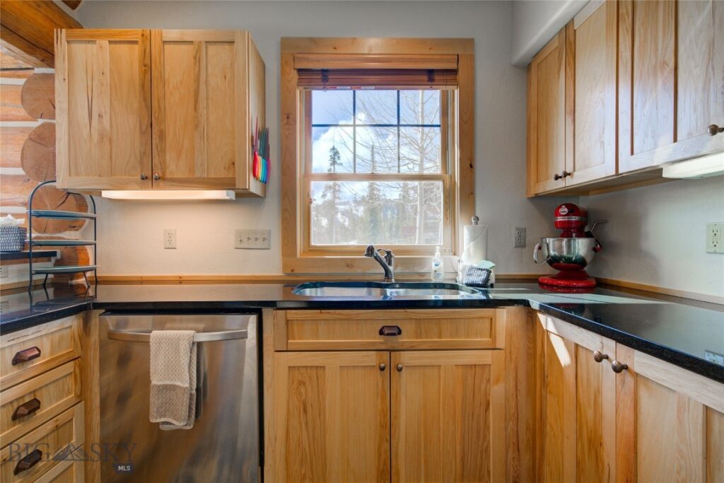 15 Rose Bud Loop, Big Sky MT 59716