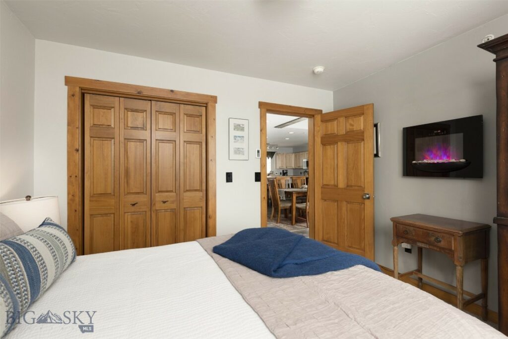 15 Spotted Fawn Court, Big Sky MT 59716