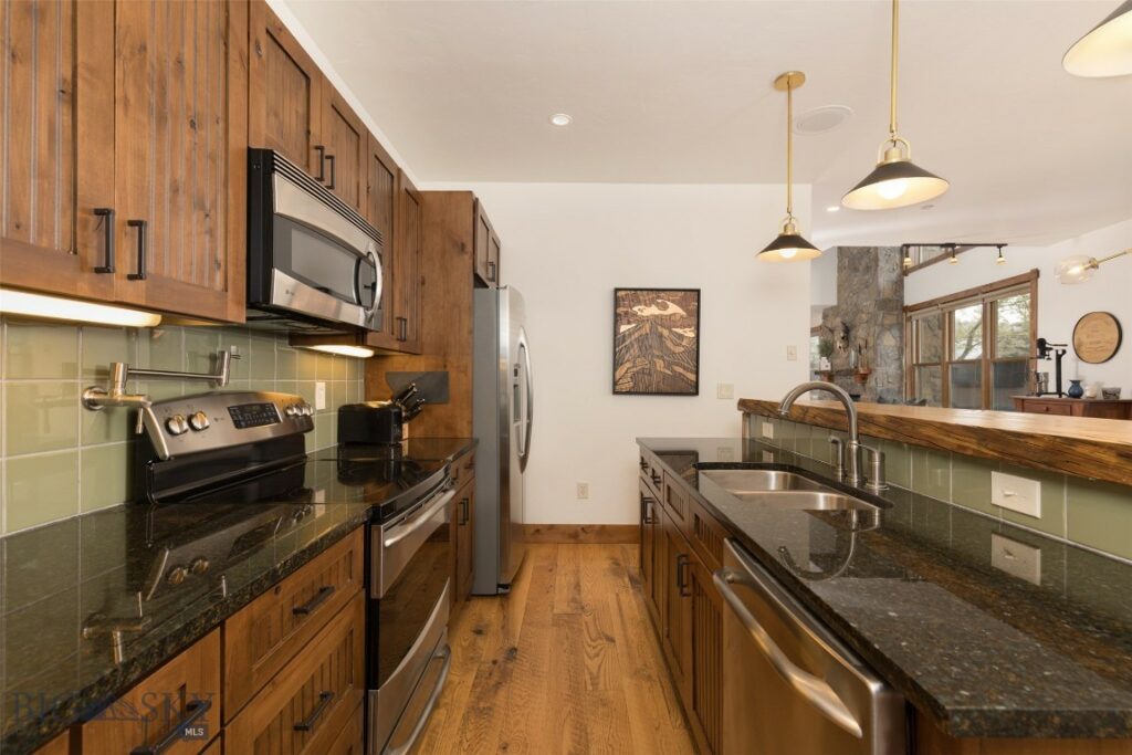 151B Pheasant Tail, Big Sky MT 59716