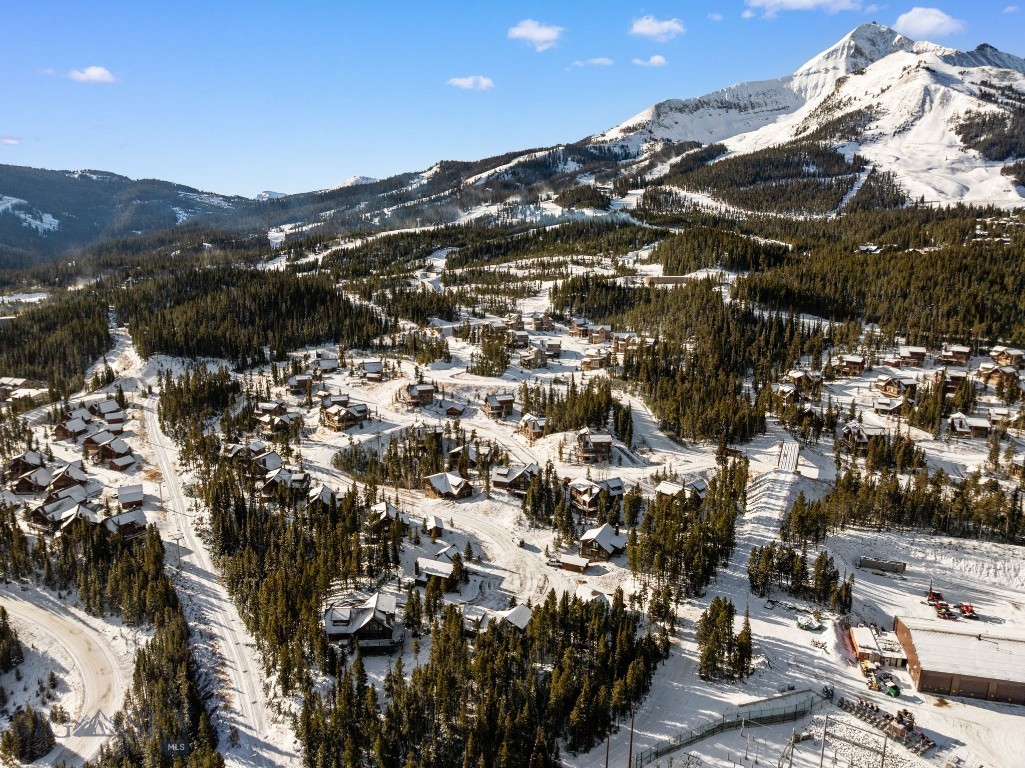 16 Oglala Road, Big Sky MT 59716