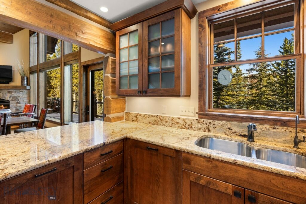 16 Oglala Road, Big Sky MT 59716