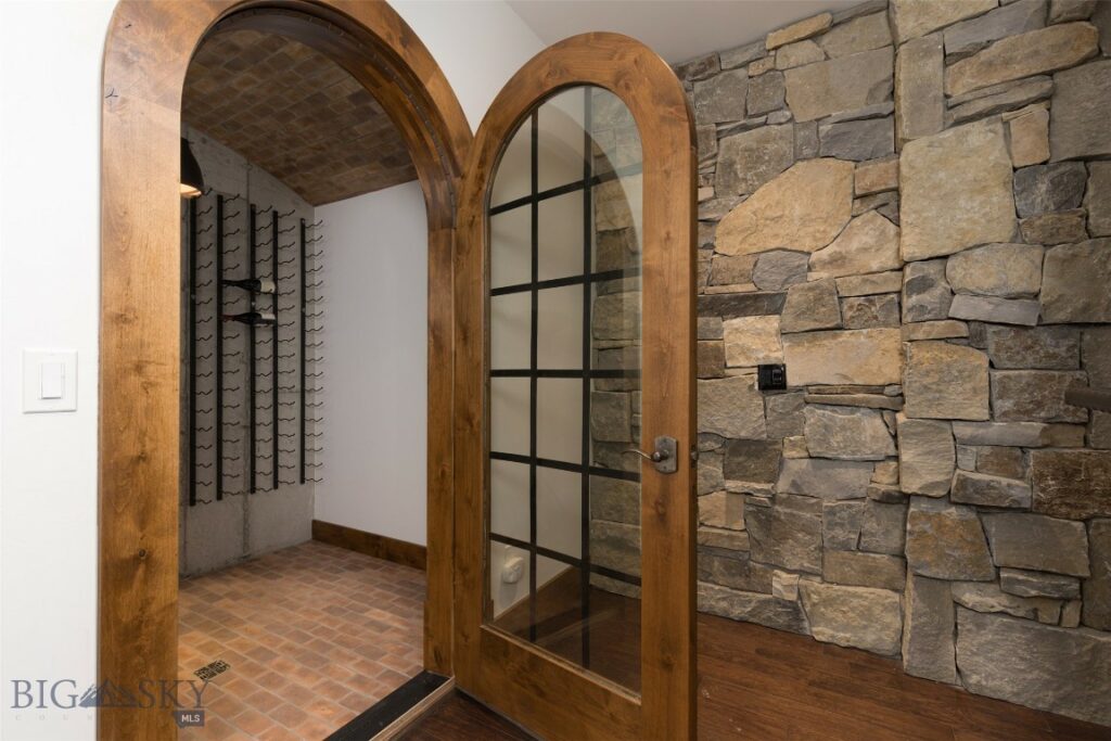 164 Settlers Loop, Big Sky MT 59716