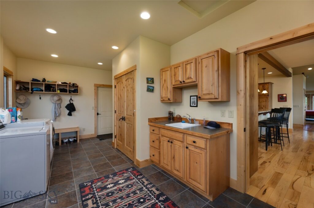 165 Trophy Bull Drive, Big Sky MT 59730