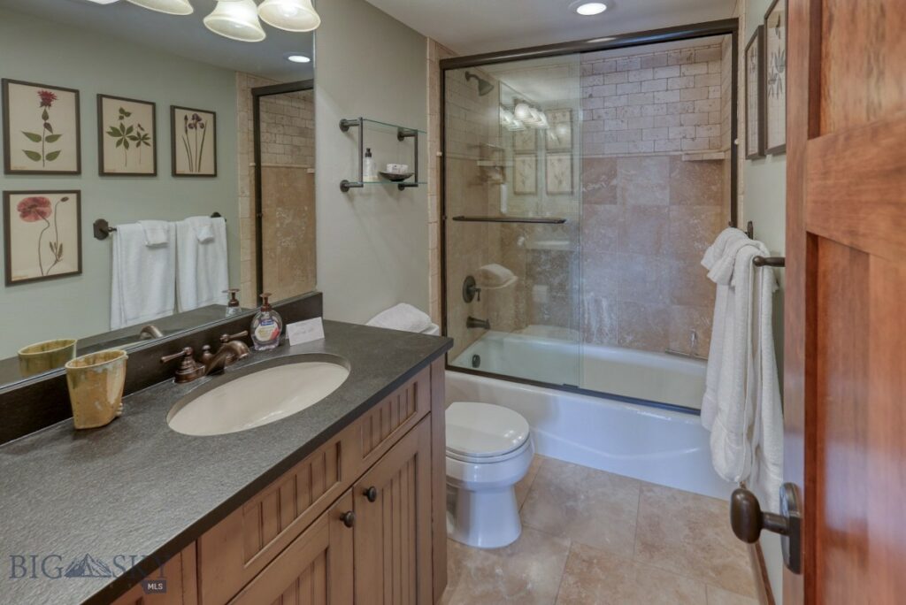 17 Manitou Loop, Big Sky MT 59716