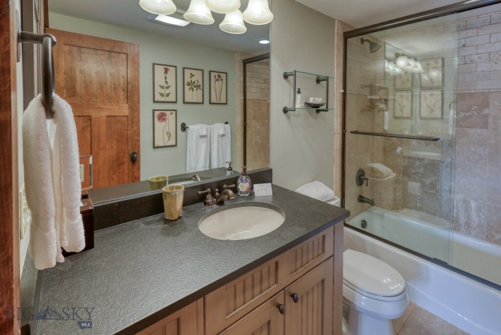 17 Manitou Loop, Big Sky MT 59716