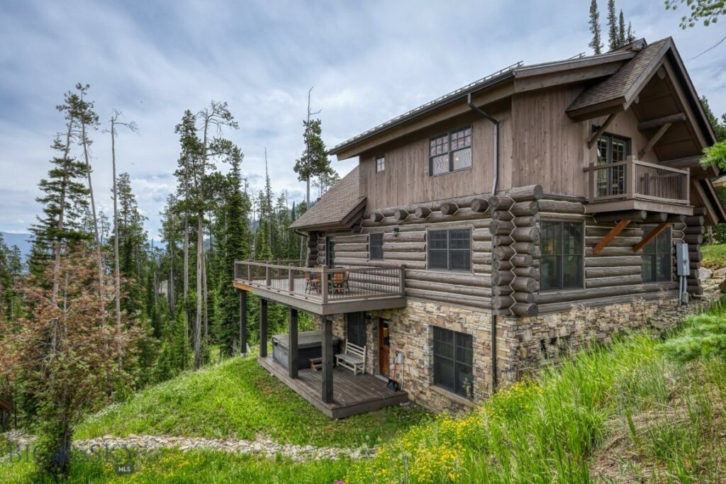 17 Manitou Loop, Big Sky MT 59716