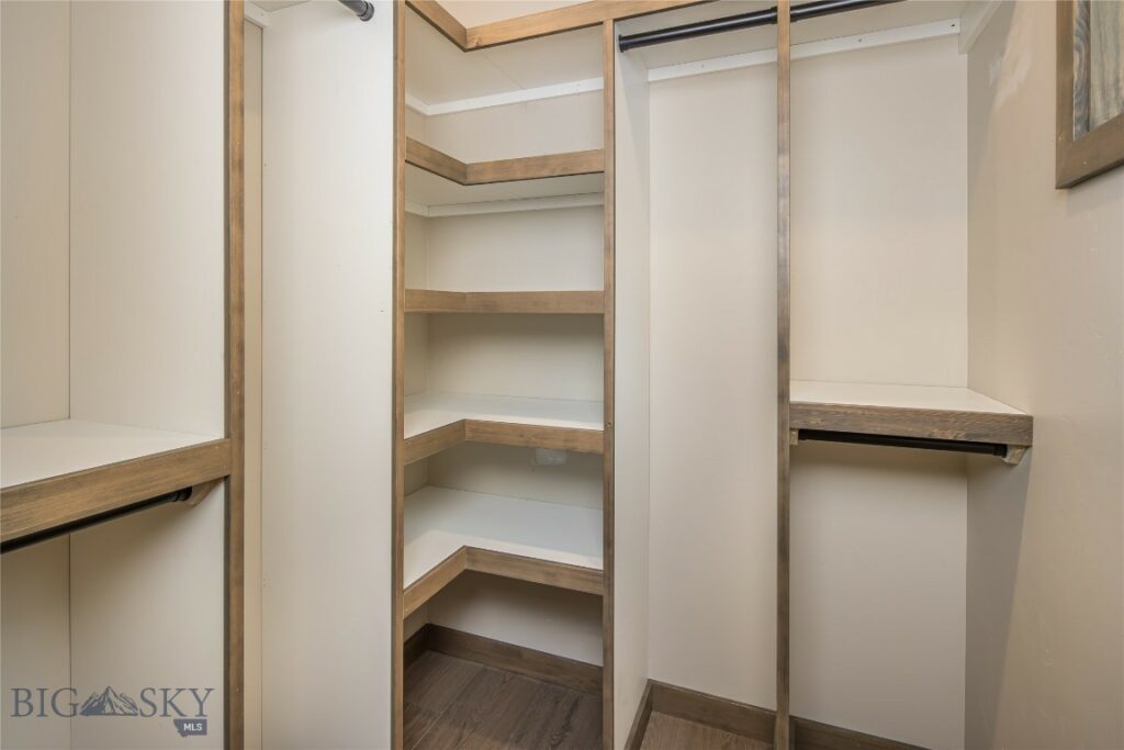 17 Black Eagle Road, Big Sky MT 59716