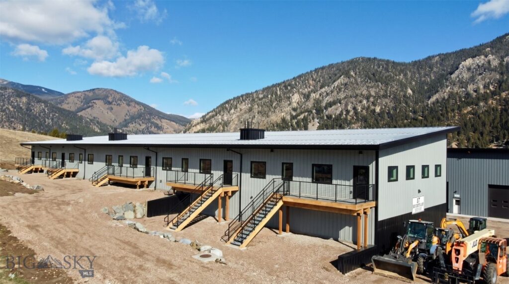 17 Blacksmith Loop, Big Sky MT 59730