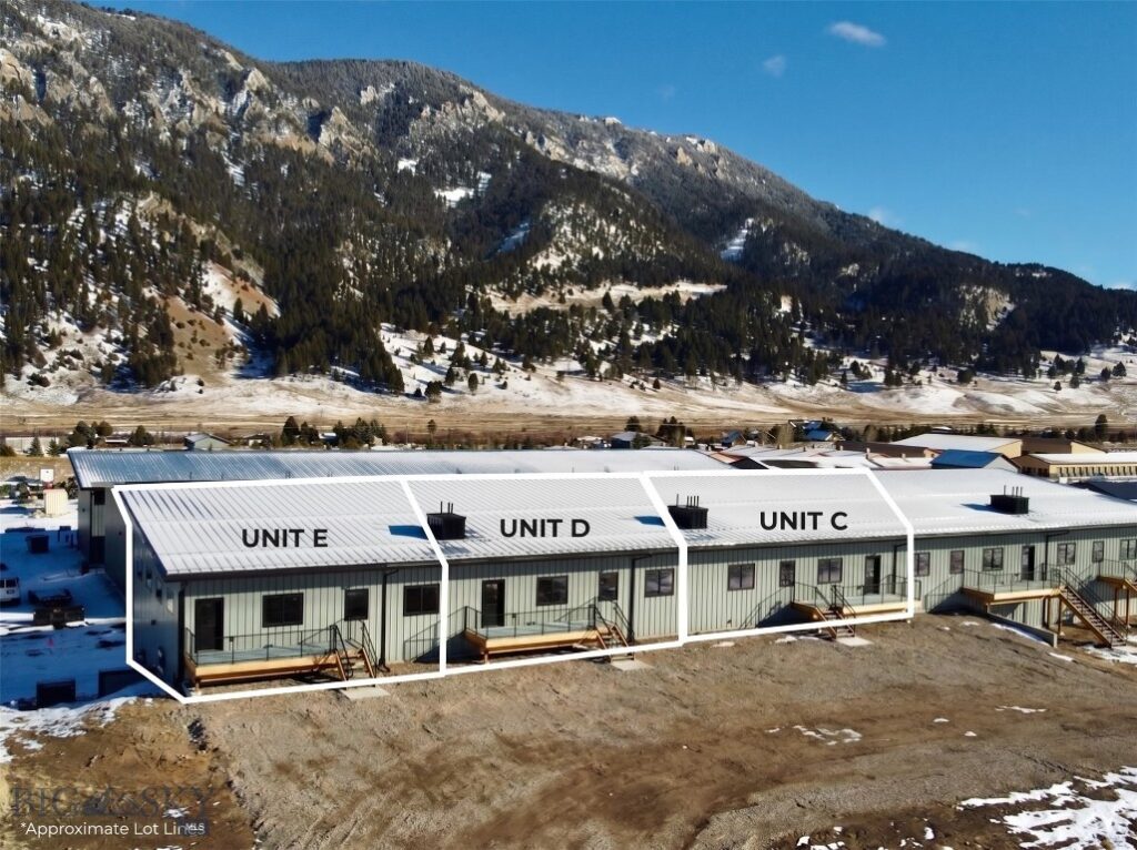 17 Blacksmith Loop, Big Sky MT 59730