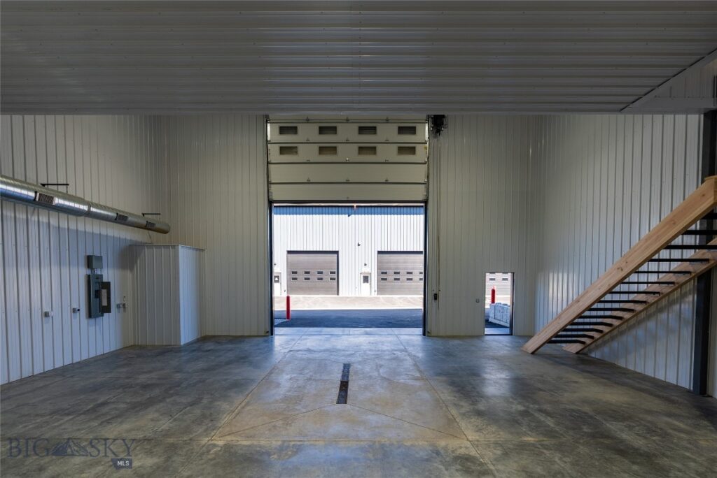 17 Blacksmith Loop, Big Sky MT 59730