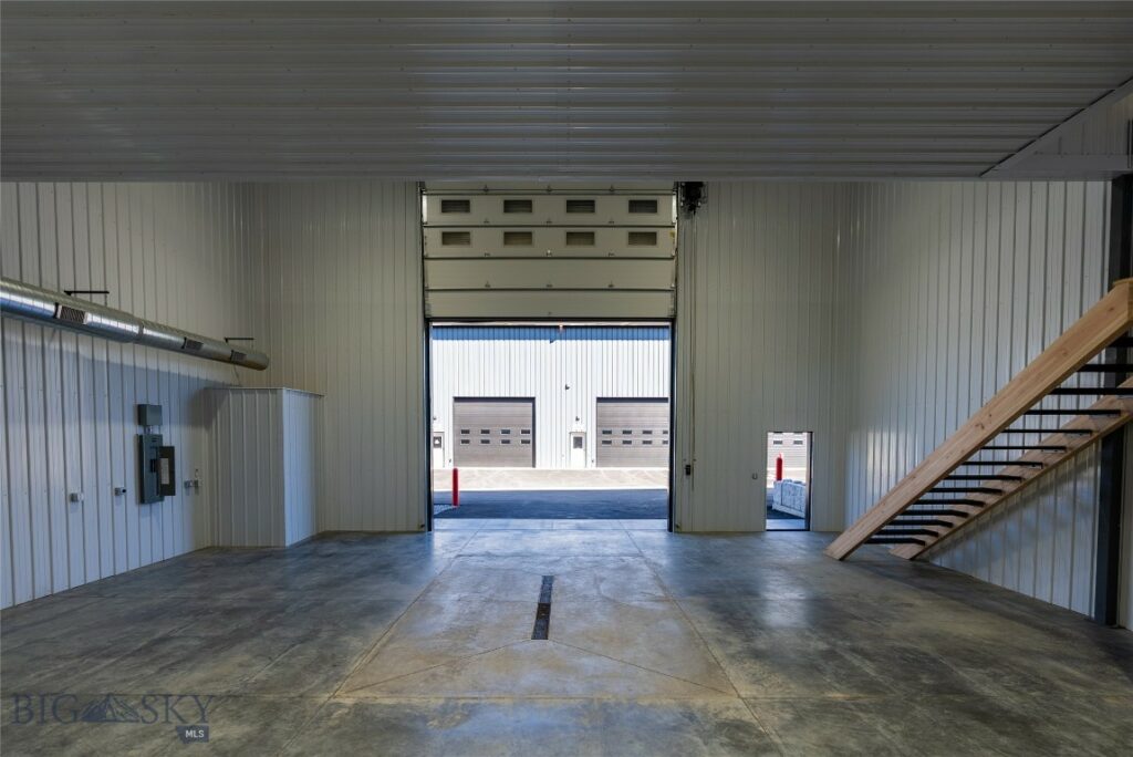 17 Blacksmith Loop, Big Sky MT 59730