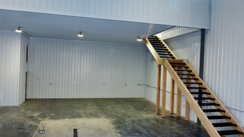 17 Blacksmith Loop, Big Sky MT 59730