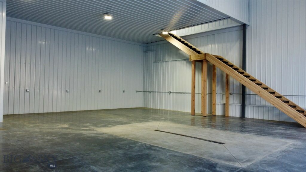 17 Blacksmith Loop, Big Sky MT 59730