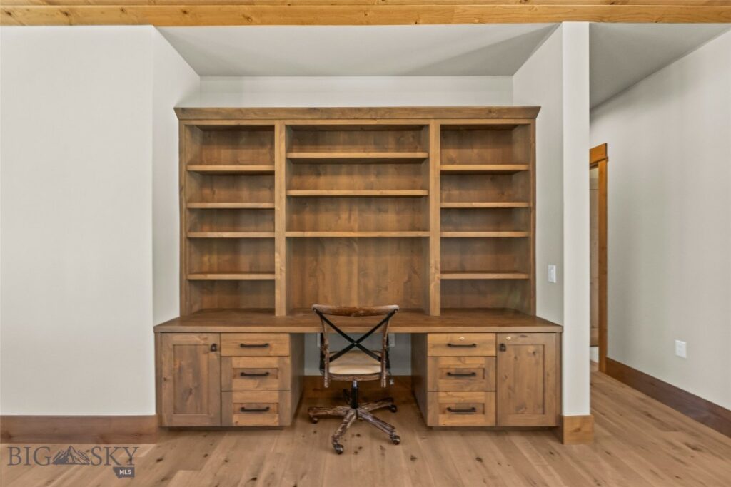 17 Swift Bear, Big Sky MT 59716