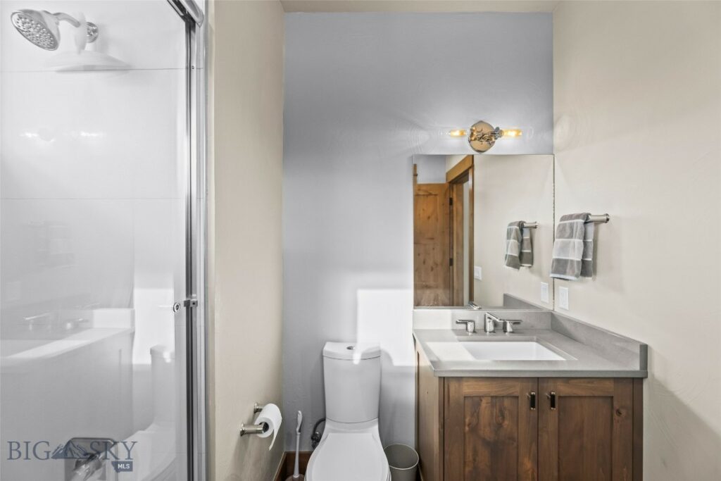 17 Swift Bear, Big Sky MT 59716