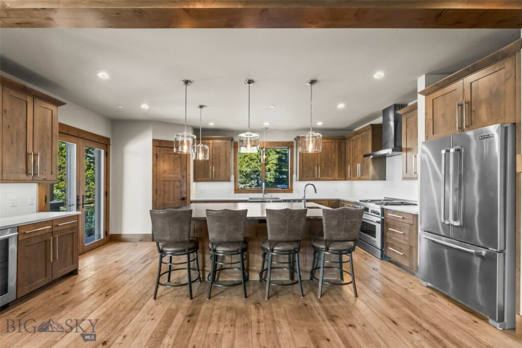 17 Swift Bear, Big Sky MT 59716