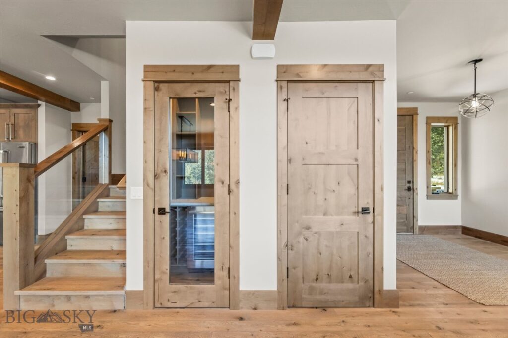 17 Swift Bear, Big Sky MT 59716