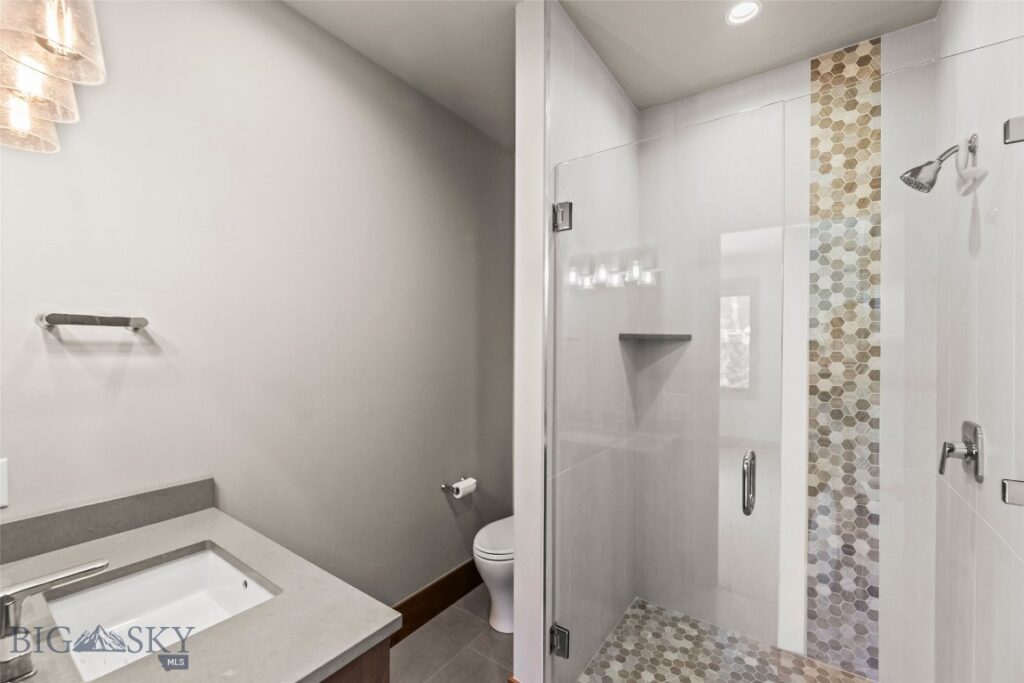 17 Swift Bear, Big Sky MT 59716