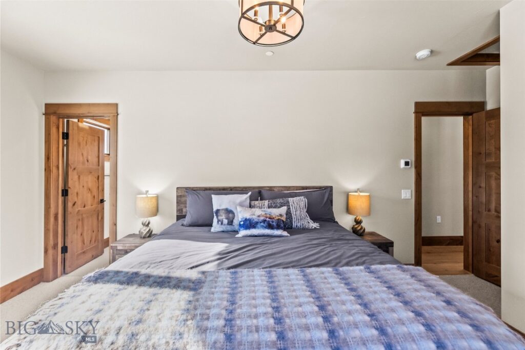 17 Swift Bear, Big Sky MT 59716