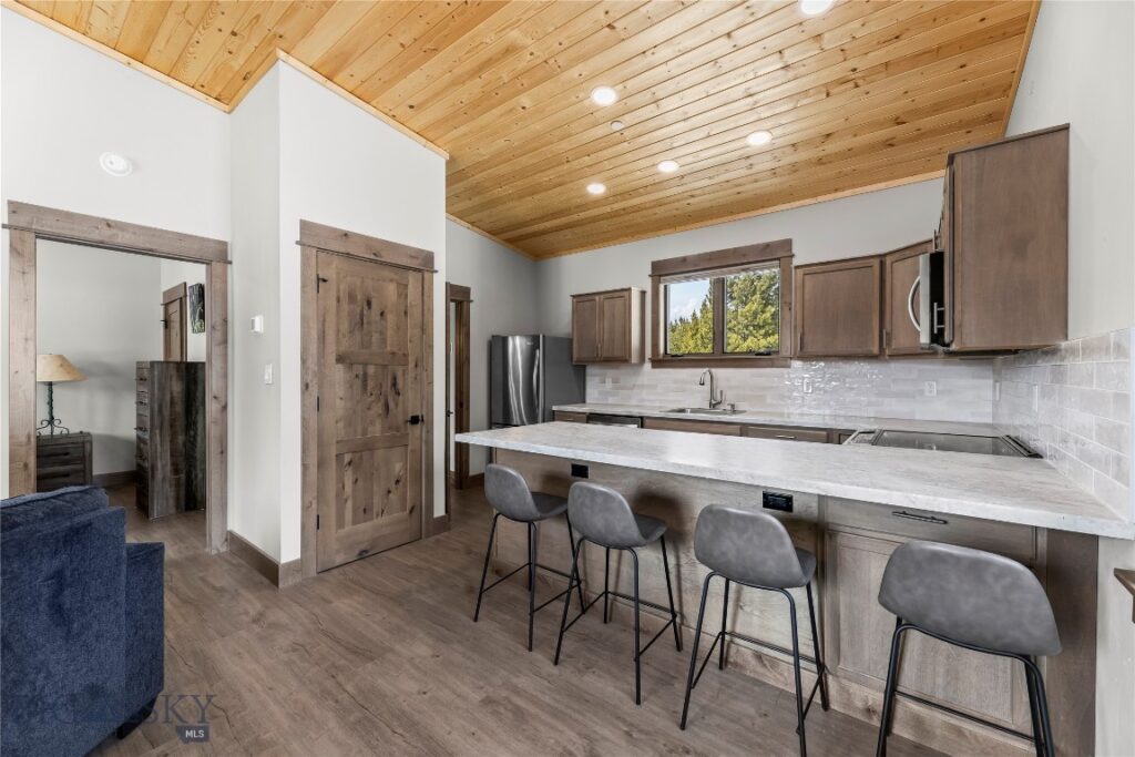 17 Swift Bear, Big Sky MT 59716